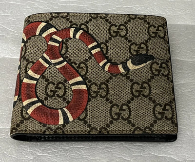 Gucci Bifold Wallet Beige GG Supreme Signature Canvas Kingsnake Snake Print