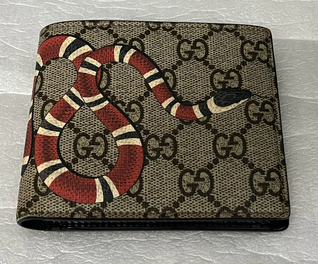 Gucci Bifold Wallet Beige GG Supreme Signature Canvas Kingsnake Snake Print
