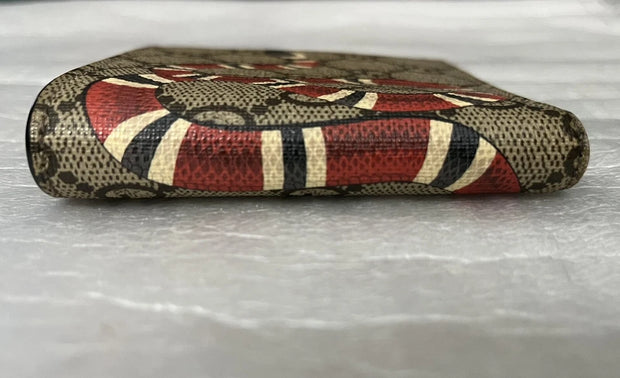 Gucci Bifold Wallet Beige GG Supreme Signature Canvas Kingsnake Snake Print